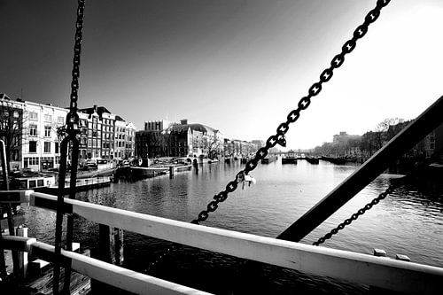 Magere brug, Amsterdam (zwart-wit)