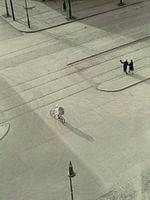 7am New Year's Morning door László Moholy-Nagy 1930