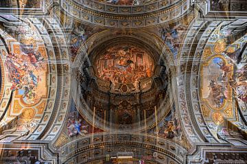 Double exposure in St Peter's Basilica by Karsten Rahn