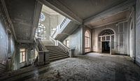 Hall avec des escaliers par Inge van den Brande Aperçu