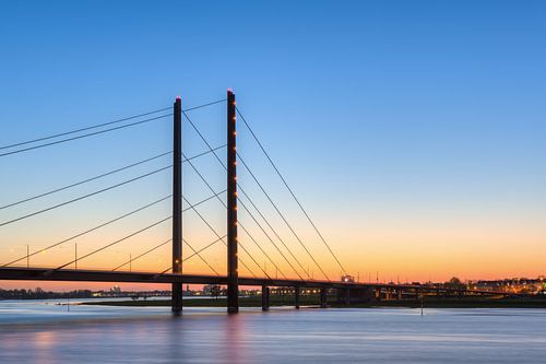 Rheinkniebrücke Düsseldorf