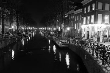 Nachtelijk Amsterdam - 2 van Damien Franscoise