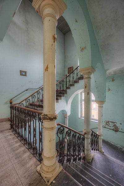 Cage d'escalier par Wanda Michielsen