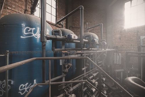 ABANDONED WATER TOWER