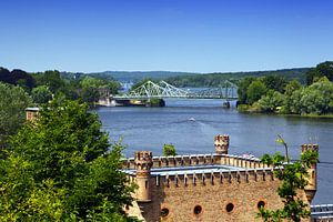 Die Glienicker Brücke zwischen Berlin und Potsdam