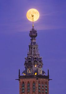 St Stevenskerk Nijmegen photographié pendant la pleine lune sur Patrick van Os