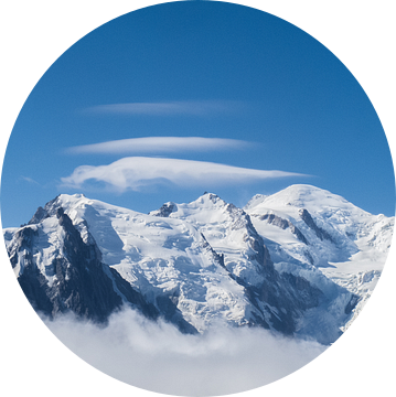Lenswolken Boven De Mont Blanc van menno visser