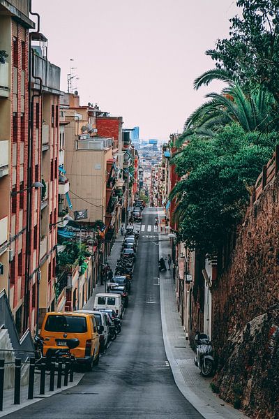 Barcelona by Hello Pompoyo