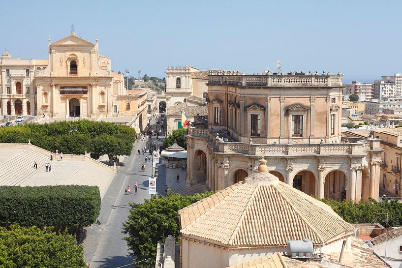 Monastère bénédictin SS Salvatore droite Hôtel de ville ,Noto, site du patrimoine mondial de l'UNESO par Torsten Krüger