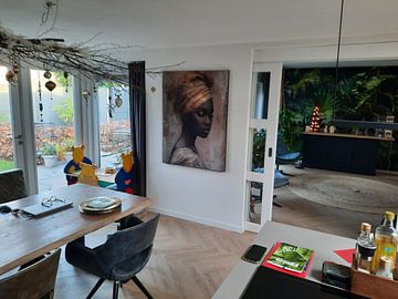 Kundenfoto: Porträt einer afrikanischen Frau, modern und teilweise abstrakt von Carla Van Iersel