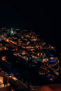 Santorini by Night van Joep Brocker