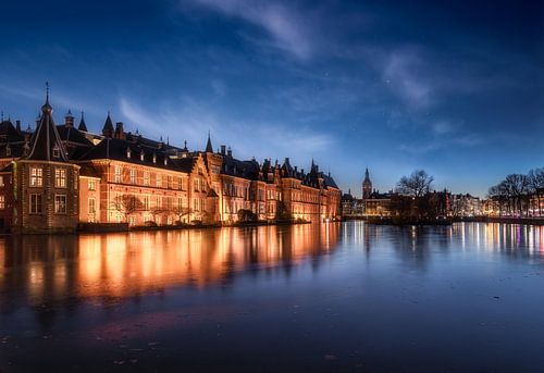 The Hague's Hofvijver in the evening