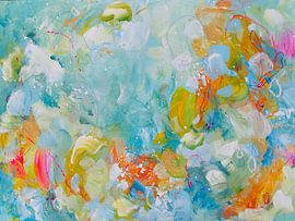 Frozen flowers and hints of gold