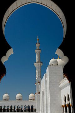 Sheik Zayed Grand Mosque Abu Dhabi by Anne van Doorn