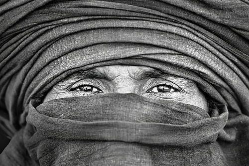 Algeria, near Djanet. Sahara Desert. Man from the Tuareg tribe.