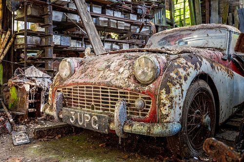 Vergeten Triumph - in een garage ergens in Engeland.