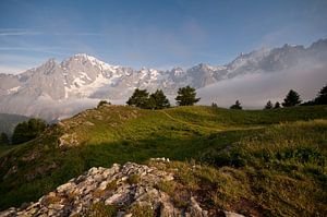 Daybreak in the Italian Alps van Damien Franscoise