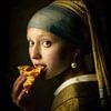 La fille à la pizza sur Skyfall