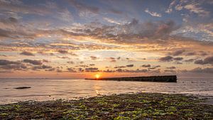 Coucher de soleil coloré sur la mer des Wadden