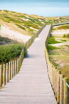 Tussen de duinen bij Mindelo, Portugal van Marianne Eggink - Fotografie en digitale kunst