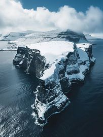 Shimmering ice panorama