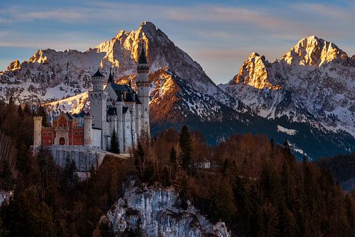 Schloss Neuschwanstein im Sonnenaufgang