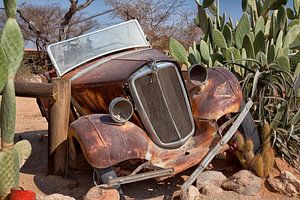 Voiture à la casse sur Angelika Stern