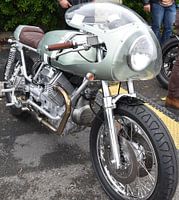 Wheels and waves