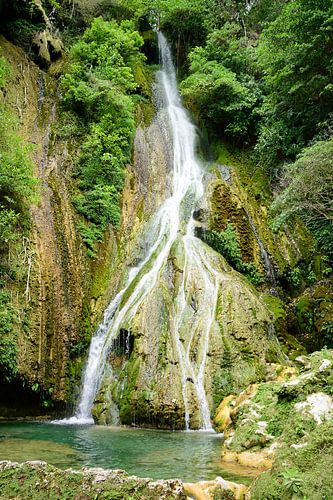 Hoofdwaterval bij de Mele watervallen
