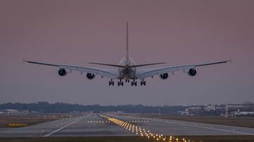 A380 landt in Hamburg Finkenwerder van Christian Möller Jork