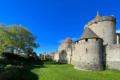 Die Festungsmauern der Cité de Carcassonne