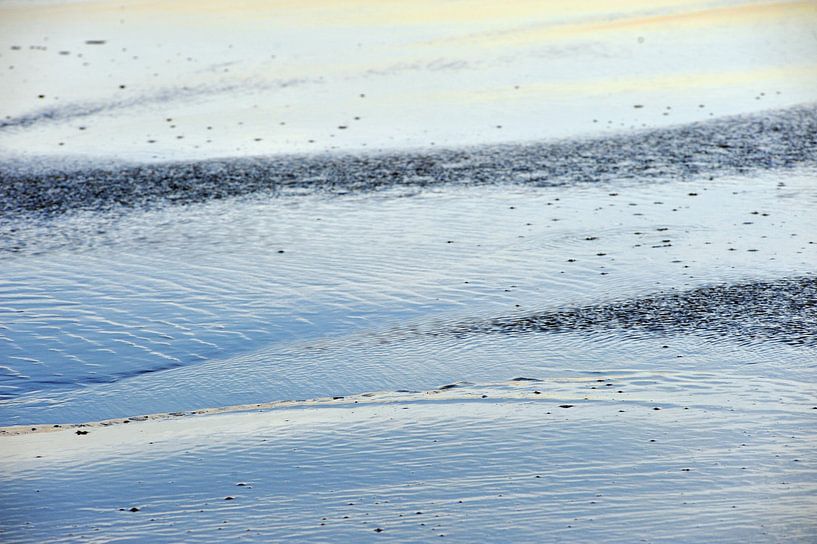 Striae von Matthijs Lokers