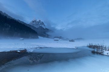 Wintermorgen im Werdenfelser Land von Christina Bauer Photos