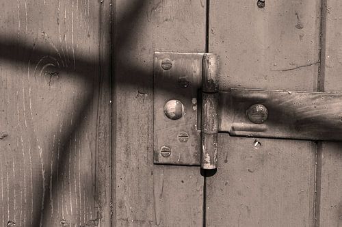 Hinge