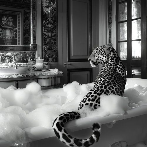 Elegant luipaard in de badkamer