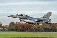 Die F-16B MLU Fighting Falcon, Spitzname Orange Jumper (J-066), ist das Testflugzeug der Königlichen von Jaap van den Berg Miniaturansicht