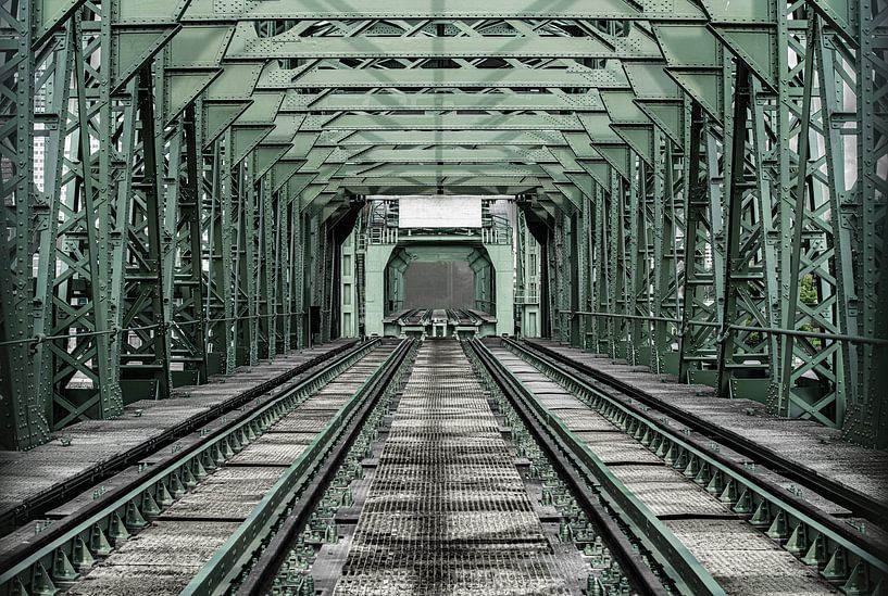 Eisenbahnbrücke der HEF von Sjoerd Van der Pluijm