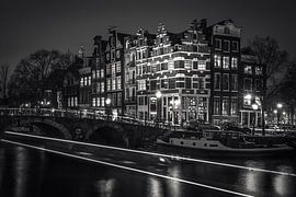 Stroke of light by Iconic Amsterdam
