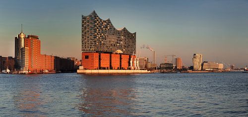 Elbphilharmonie at sunset, Hamburg