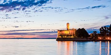 Kasteel Montfort aan het Bodenmeer van Werner Dieterich