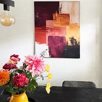 Klantfoto: Abstract in Burgundy en Oker van Gypsy Galleria, als ArtFrame