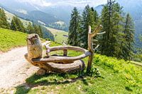 wayside bench