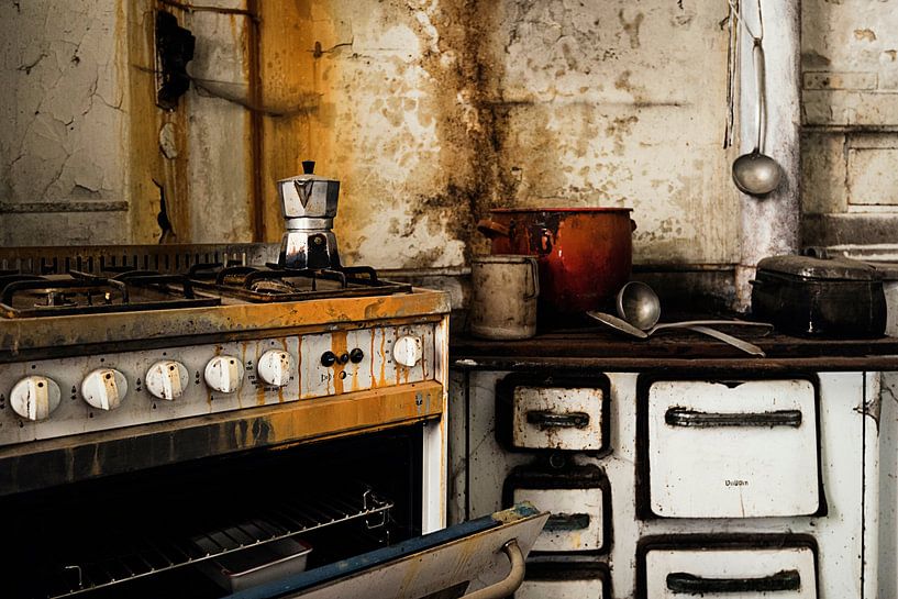 Old Italian Kitchen by Perry Wiertz