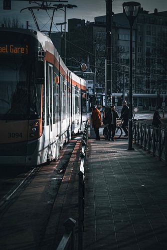 wachten op de tram