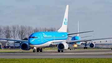 KLM Boeing 737-700 passagiersvliegtuig. van Jaap van den Berg