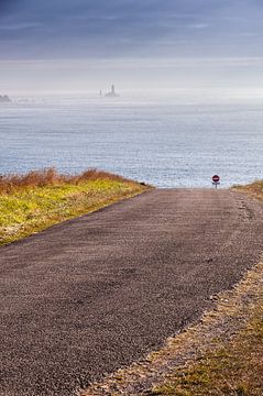 Straße zum Meer von Richard Janssen