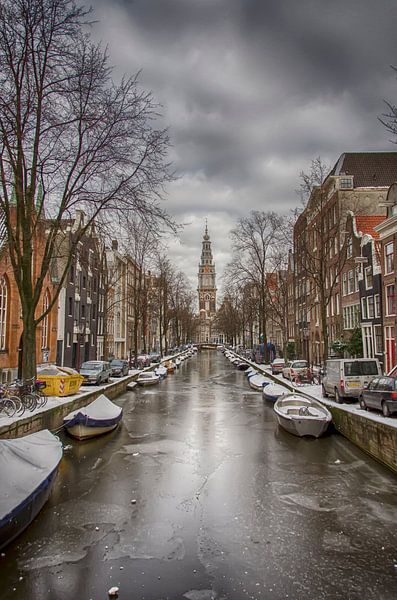 Groenburgwal in Amsterdam mit Blick auf den Süd-Kirche im Winter von Don Fonzarelli