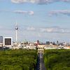 Berlin centre-ville - Skyline avec la tour de télévision et la porte de Brandebourg sur Frank Herrmann