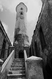 Oude vuurtoren zwart-wit by S.J.M. Vissers