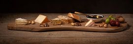 Plateau de fromages No. 2 by Alexander Tromp